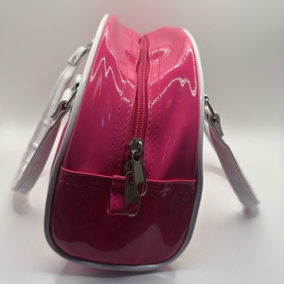 2010 Hello Kitty Kids Purse Pink Travel Stamp Design Sanrio Upper Deck - Picture 2 of 6